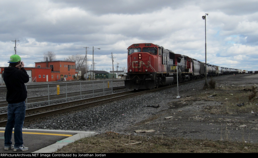 CN 5714